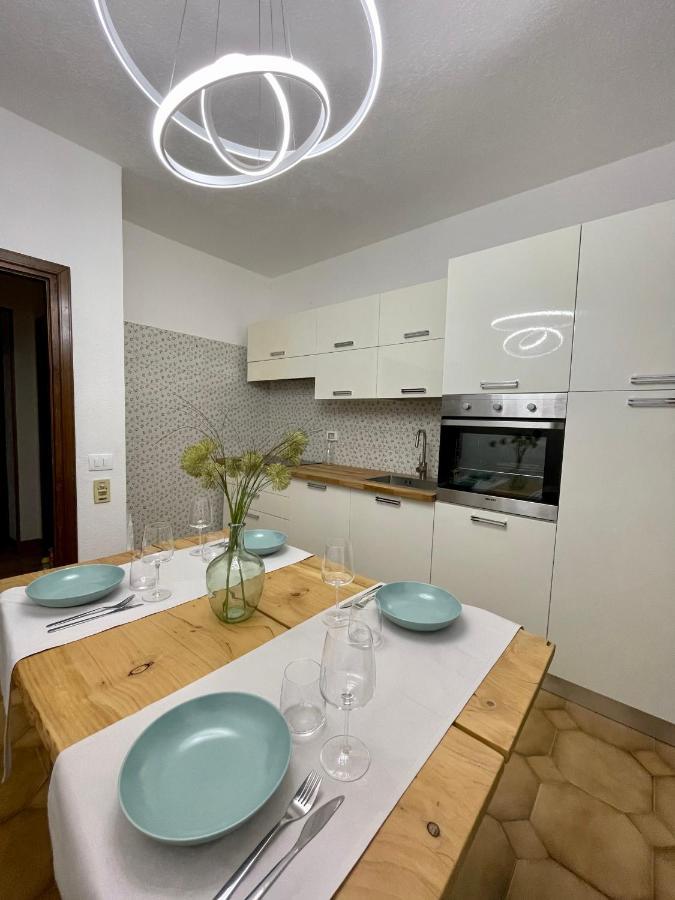 Apartments Leonardi Riva del Garda Buitenkant foto
